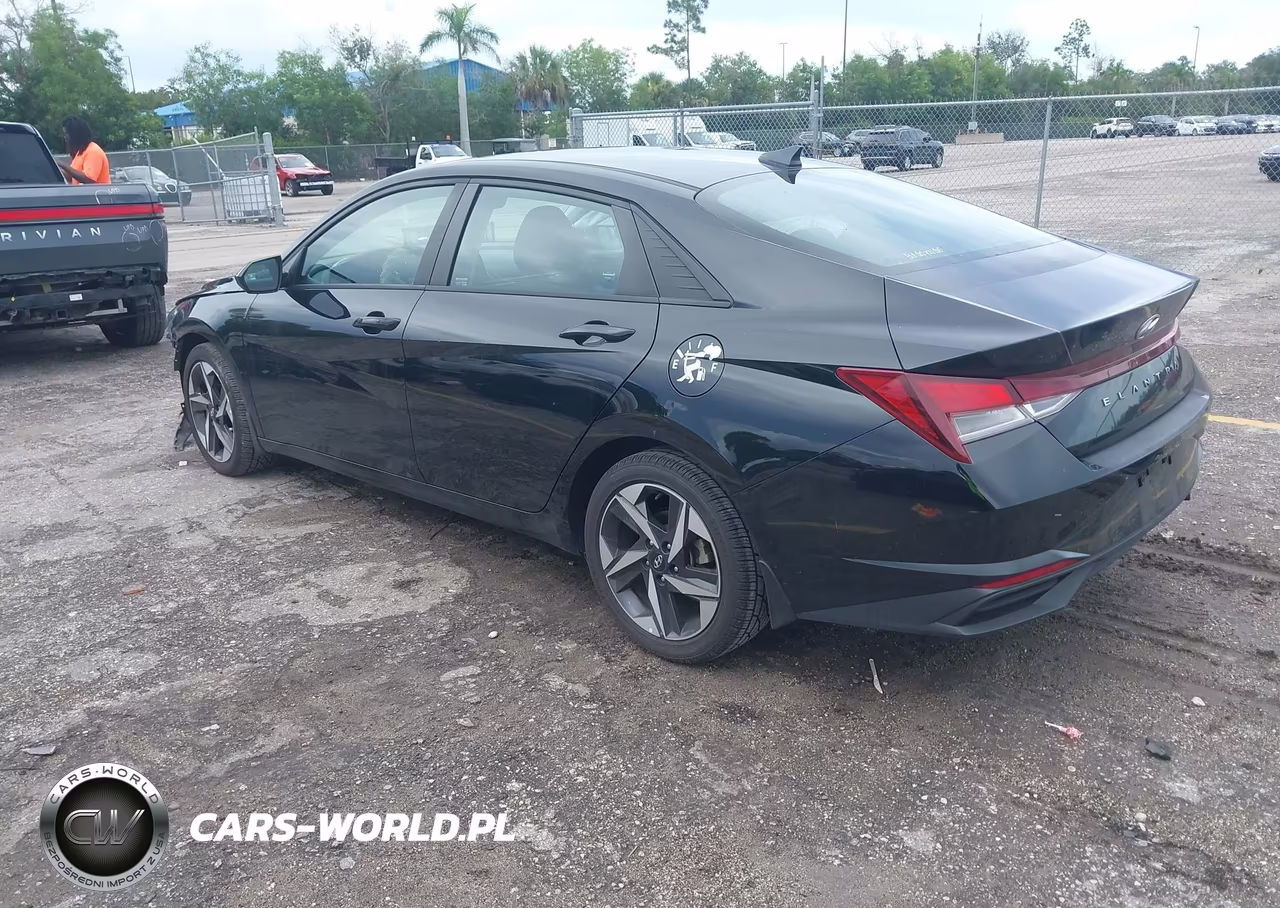 2023 Hyundai Elantra Sel VIN:KMHLS4AG4PU556224 - 3