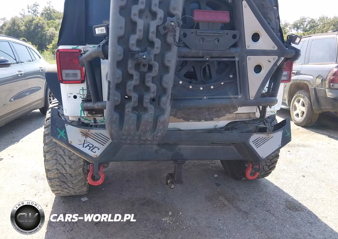 2017 Jeep Wrangler Unlimited Willys Wheeler VIN:1C4BJWDG9HL598194 - 6