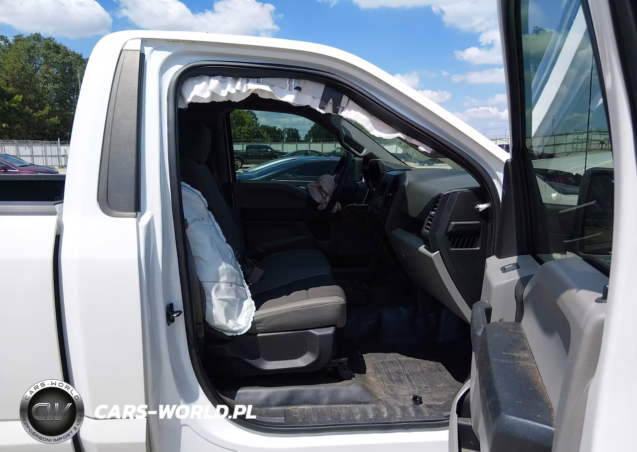 2017 Ford F-150 Xl VIN:1FTMF1C83HFB04661 - 5