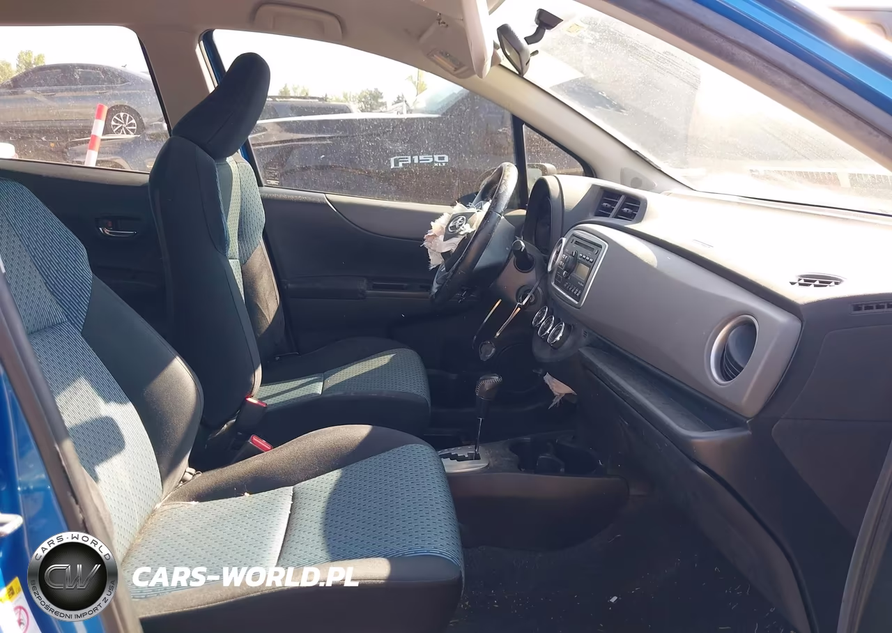 2013 Toyota Yaris Se VIN:JTDKTUD33DD564803 - 5