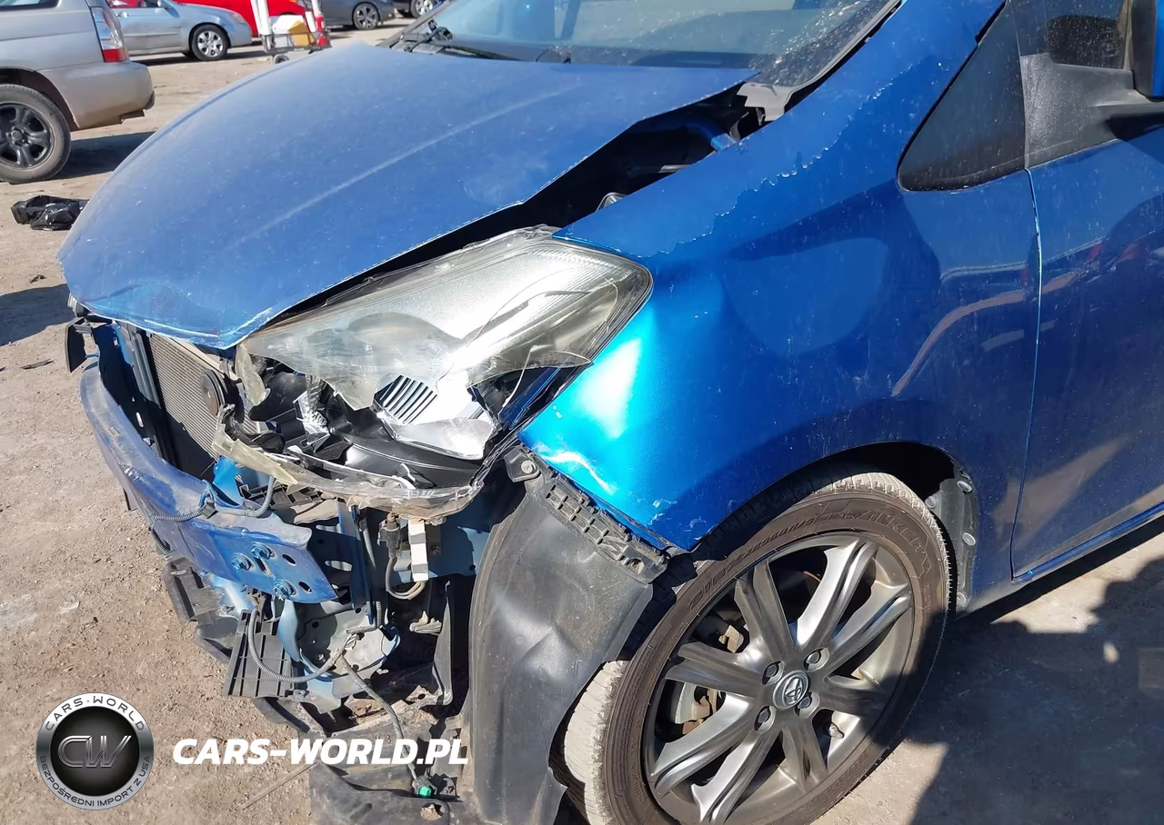 2013 Toyota Yaris Se VIN:JTDKTUD33DD564803 - 6