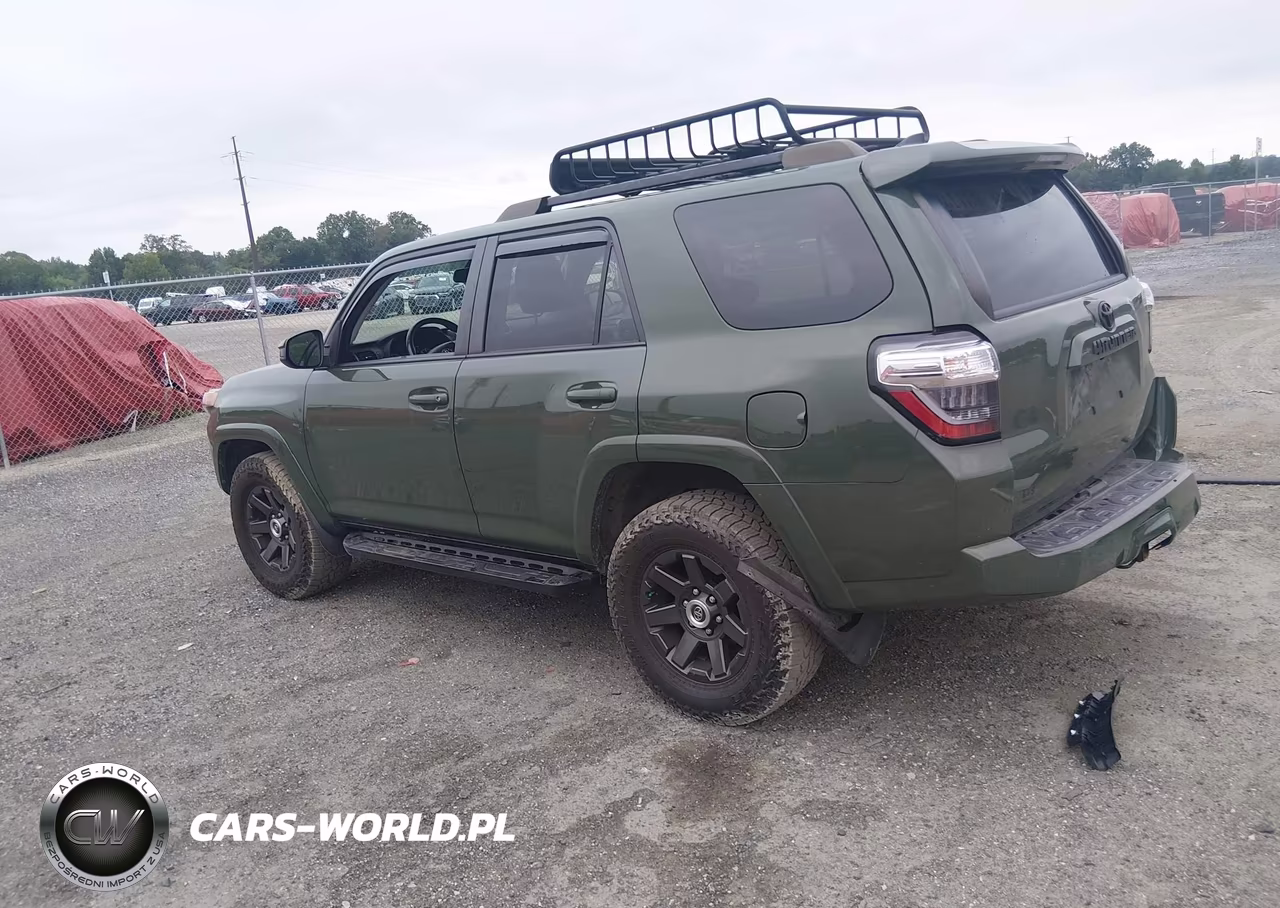 2021 Toyota 4Runner Trail Special Edition VIN:JTEBU5JRXM5934968 - 3