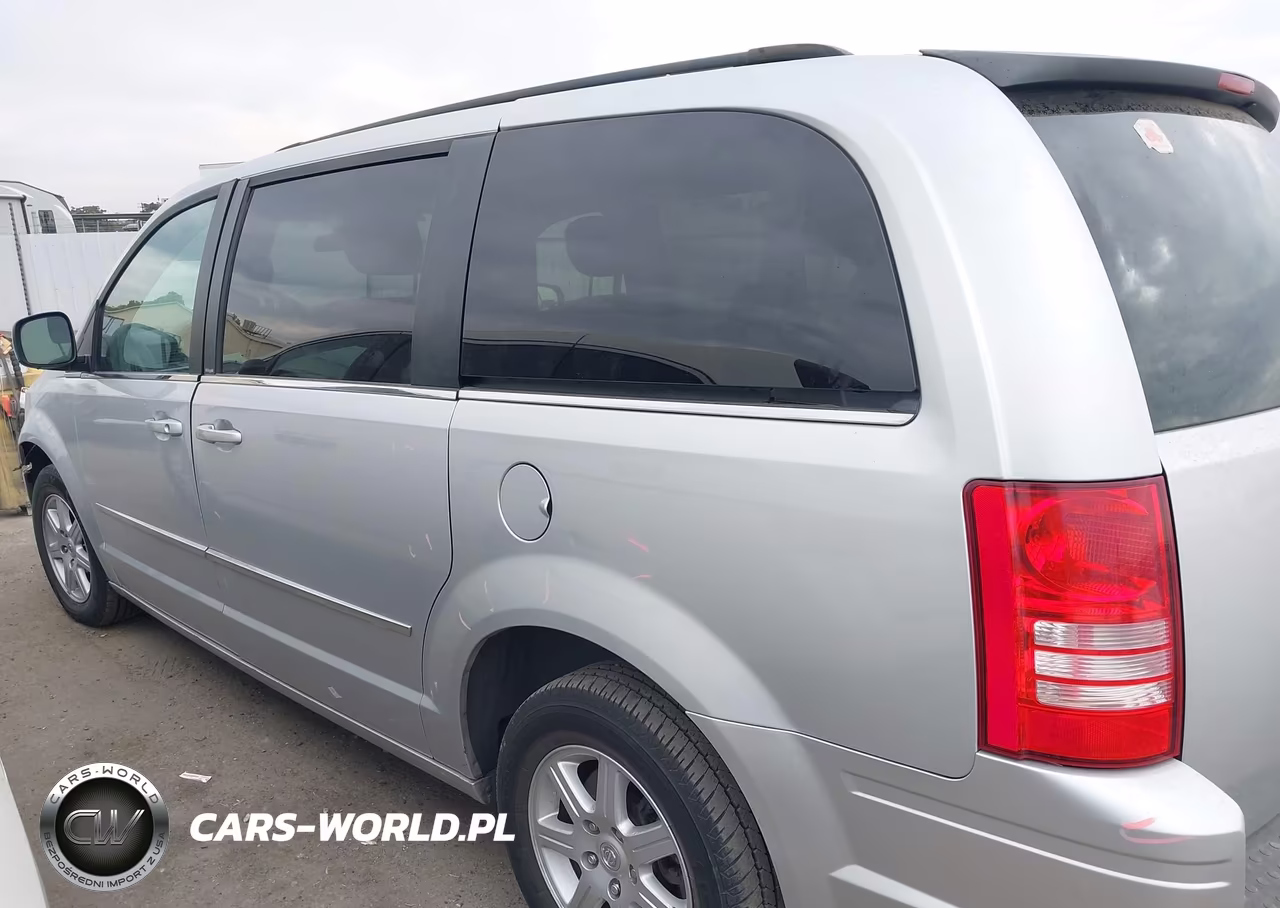 2010 Chrysler Town & Country Touring VIN:2A4RR5D14AR253238 - 14