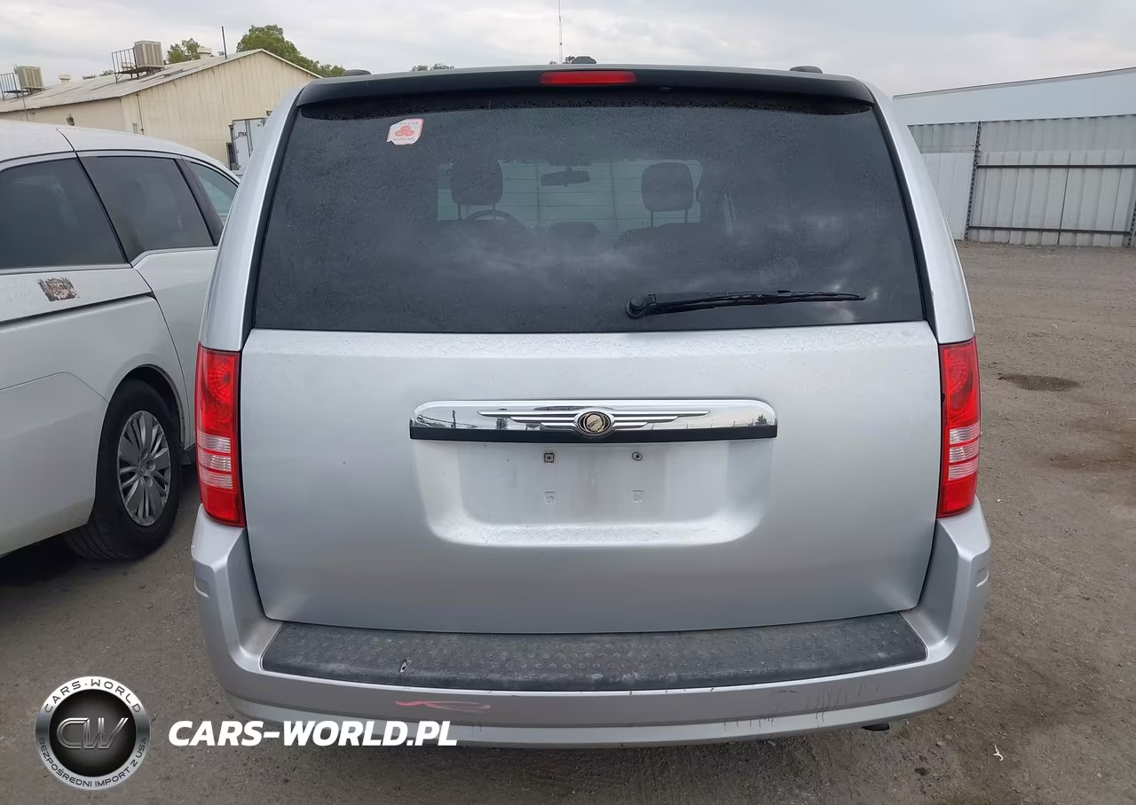 2010 Chrysler Town & Country Touring VIN:2A4RR5D14AR253238 - 16