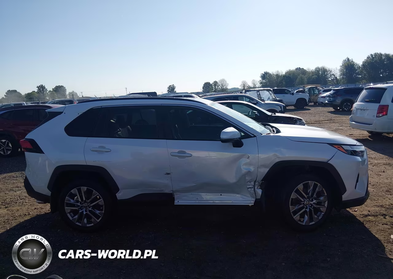 2023 Toyota Rav4 Xle Premium VIN:2T3C1RFV4PW262840 - 13