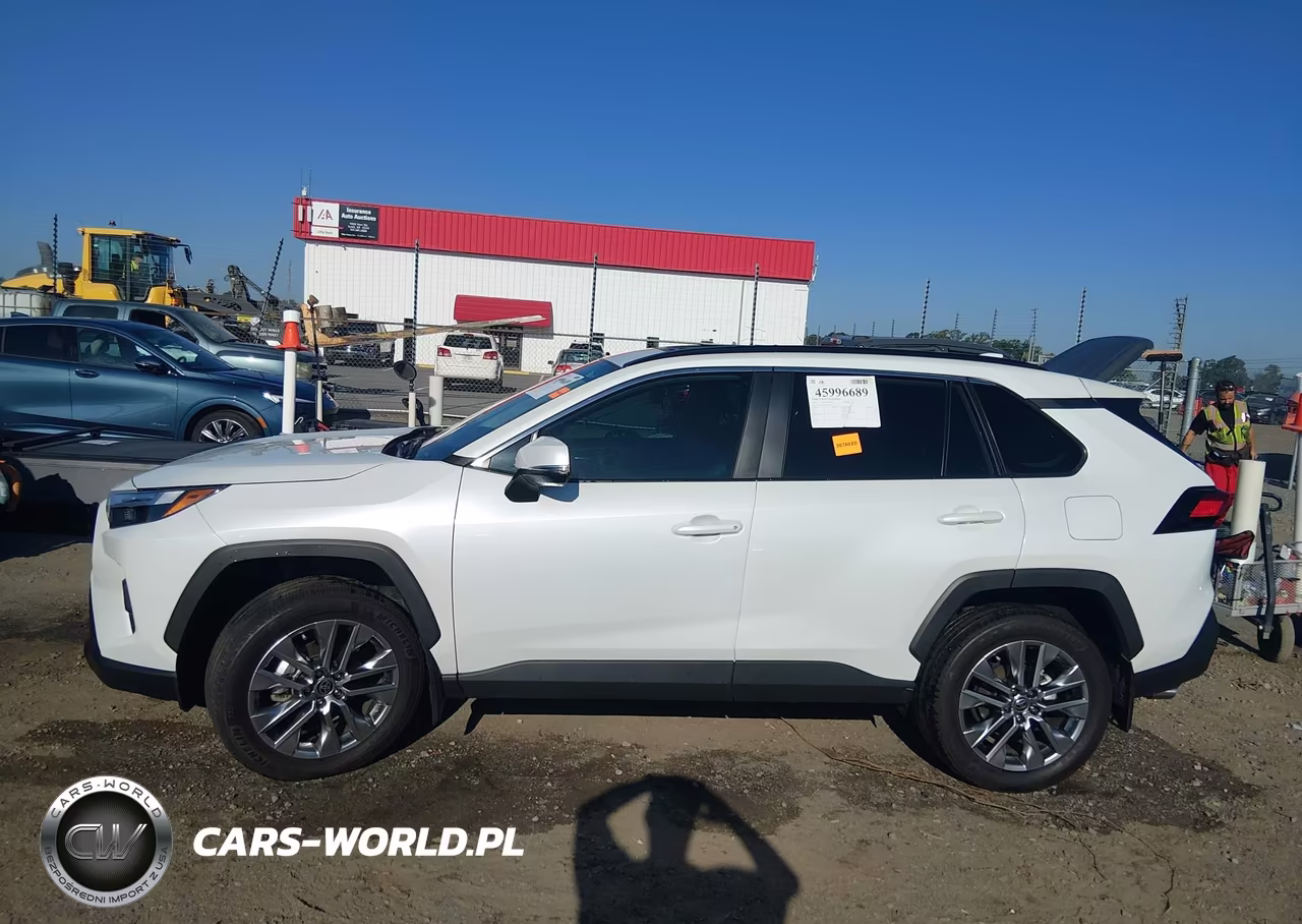 2023 Toyota Rav4 Xle Premium VIN:2T3C1RFV4PW262840 - 14