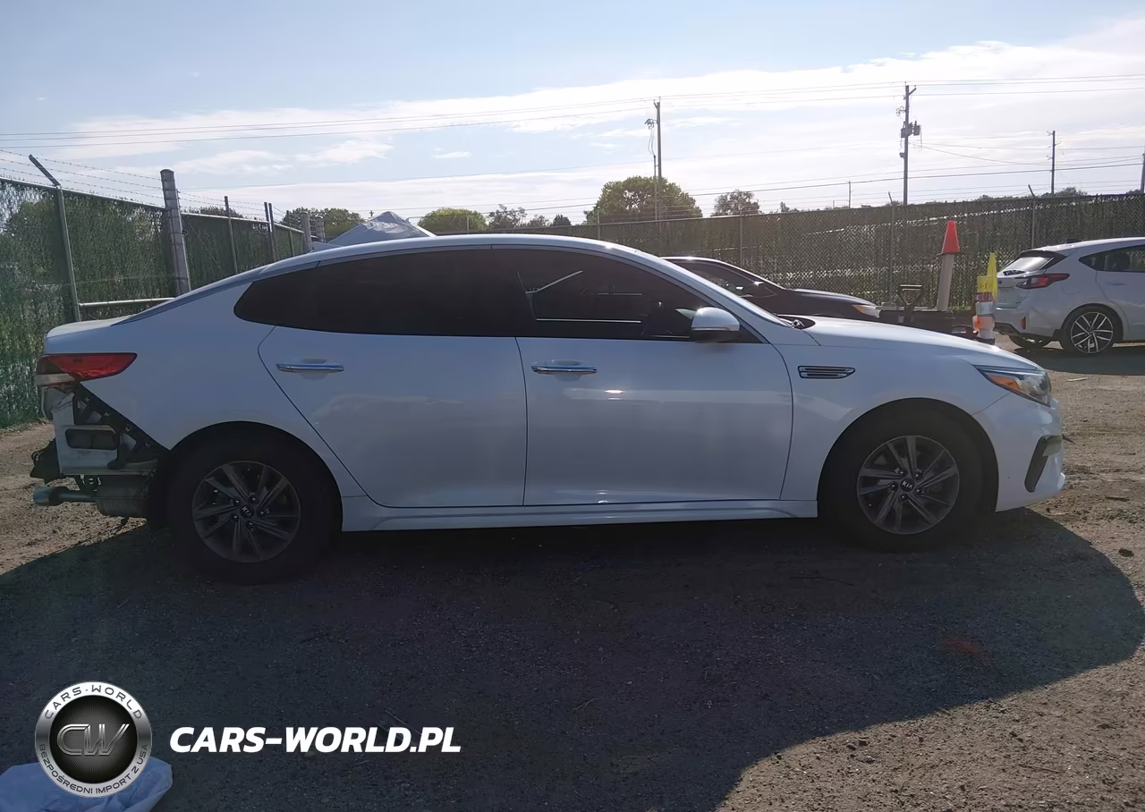 2019 Kia Optima Lx VIN:5XXGT4L3XKG341796 - 14