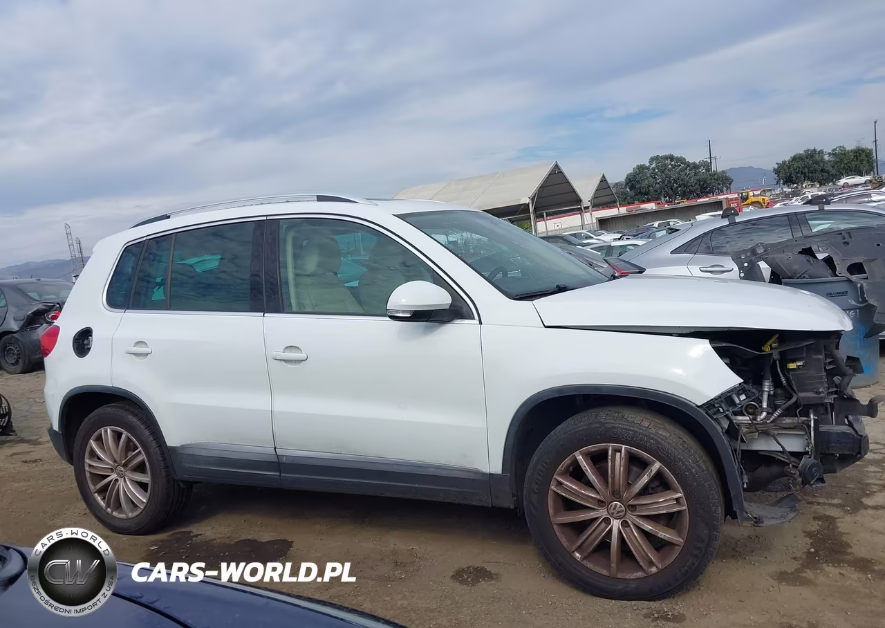 2015 Volkswagen Tiguan Se VIN:WVGAV7AX7FW592945 - 14