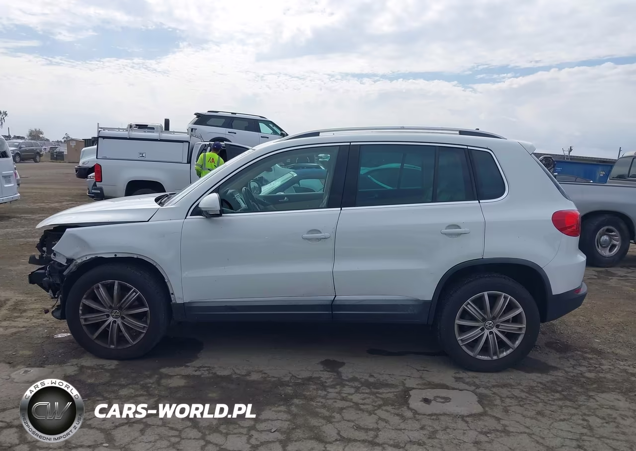 2015 Volkswagen Tiguan Se VIN:WVGAV7AX7FW592945 - 15