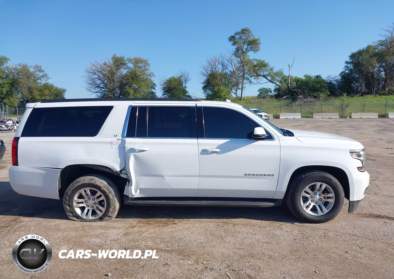 2018 Chevrolet Suburban Lt VIN:1GNSKHKCXJR382597 - 13