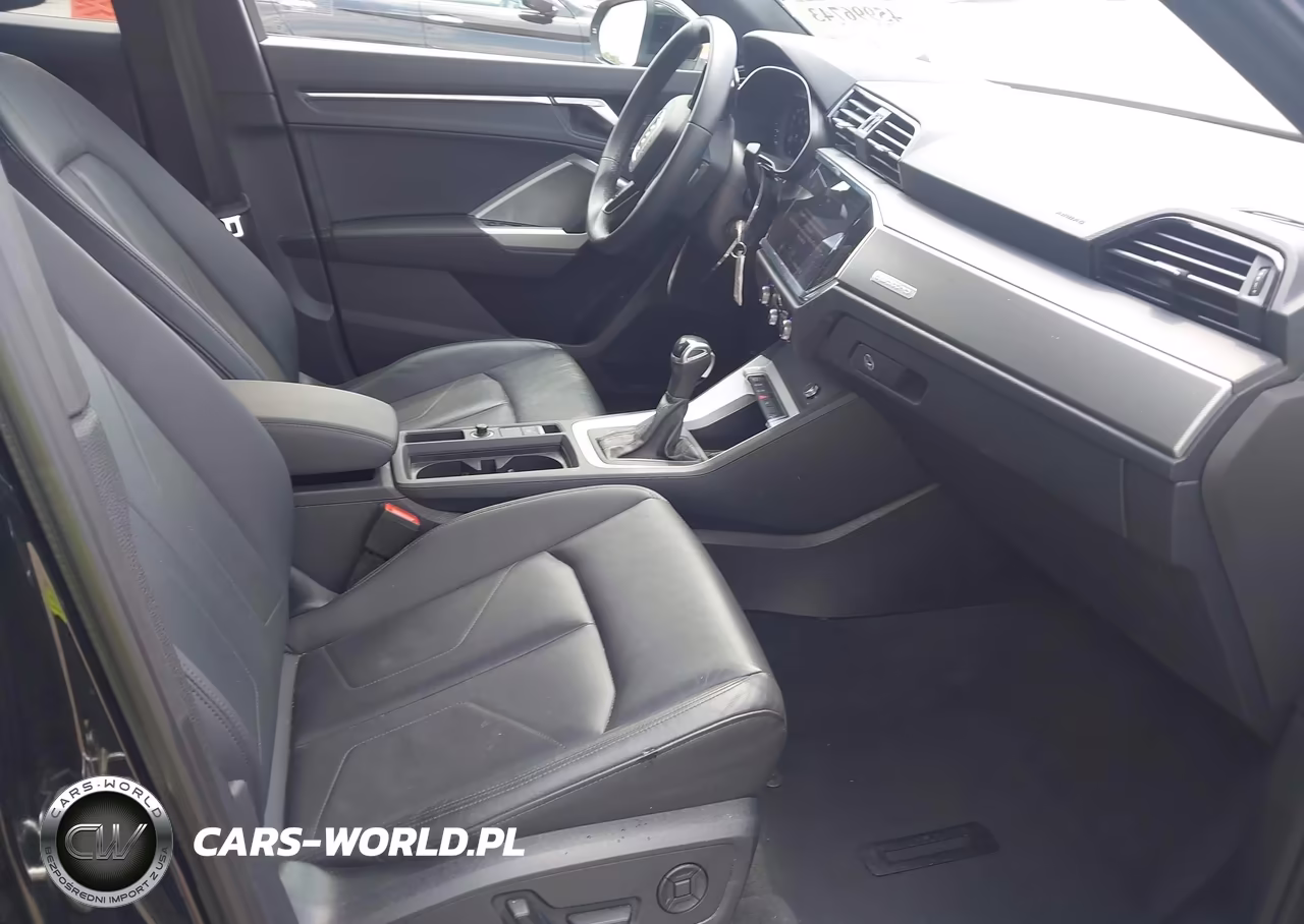 2025 Audi Q3 Premium 45 Tfsi S Line Quattro Tiptronic VIN:WA1DECF36S1006639 - 5