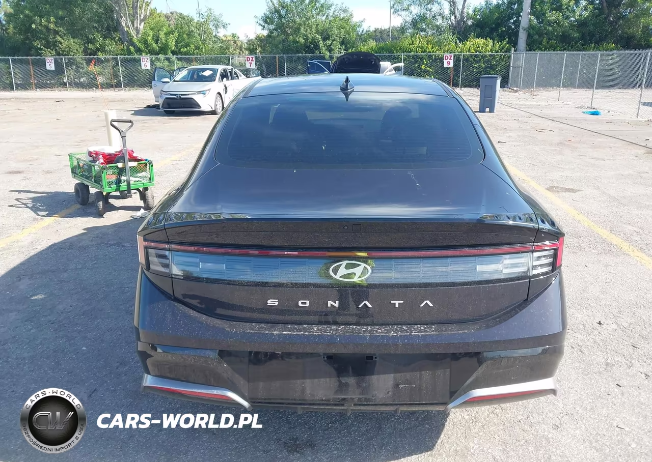 2025 Hyundai Sonata Sel VIN:KMHL64JA1SA486949 - 16