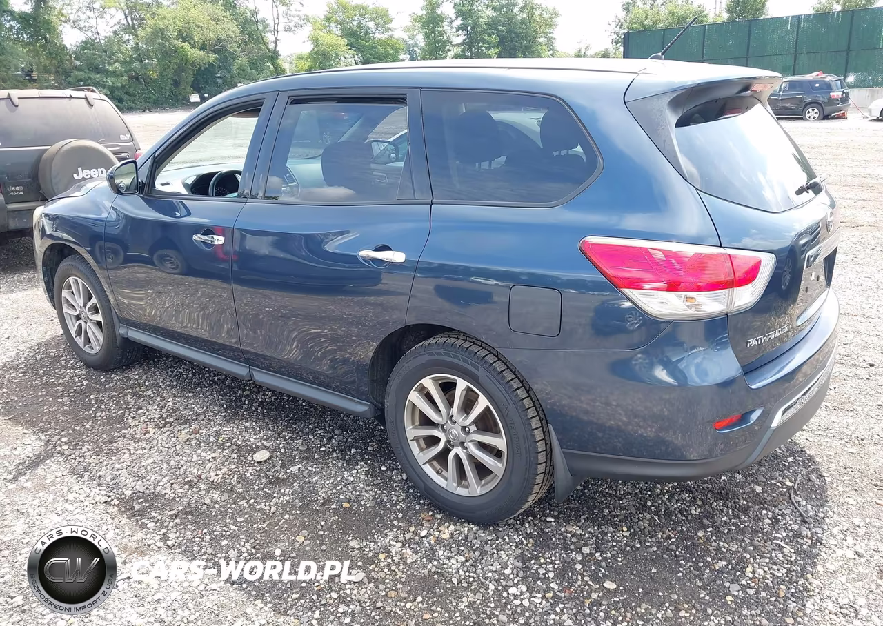 2014 Nissan Pathfinder S VIN:5N1AR2MM1EC685646 - 3