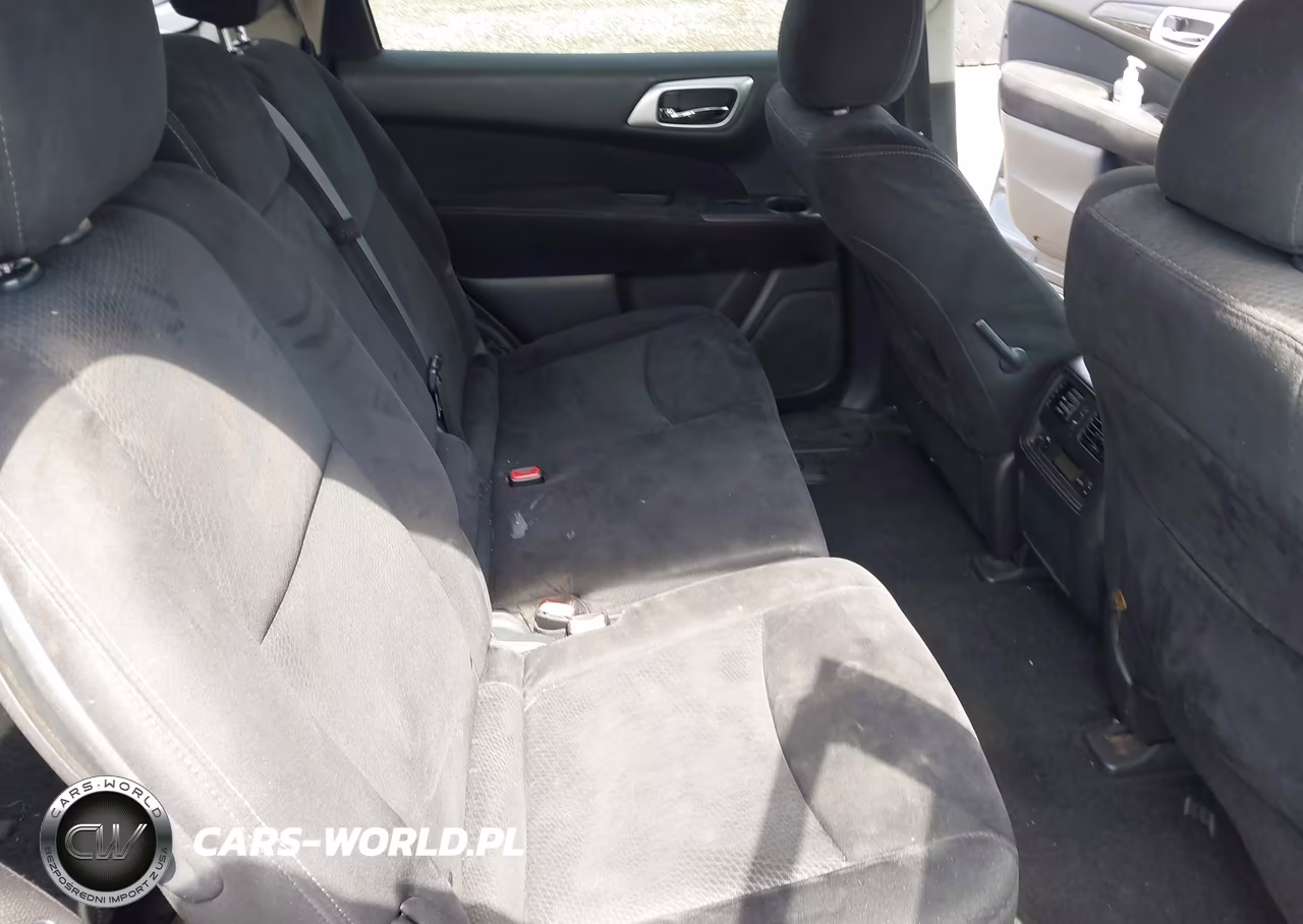 2014 Nissan Pathfinder S VIN:5N1AR2MM1EC685646 - 8