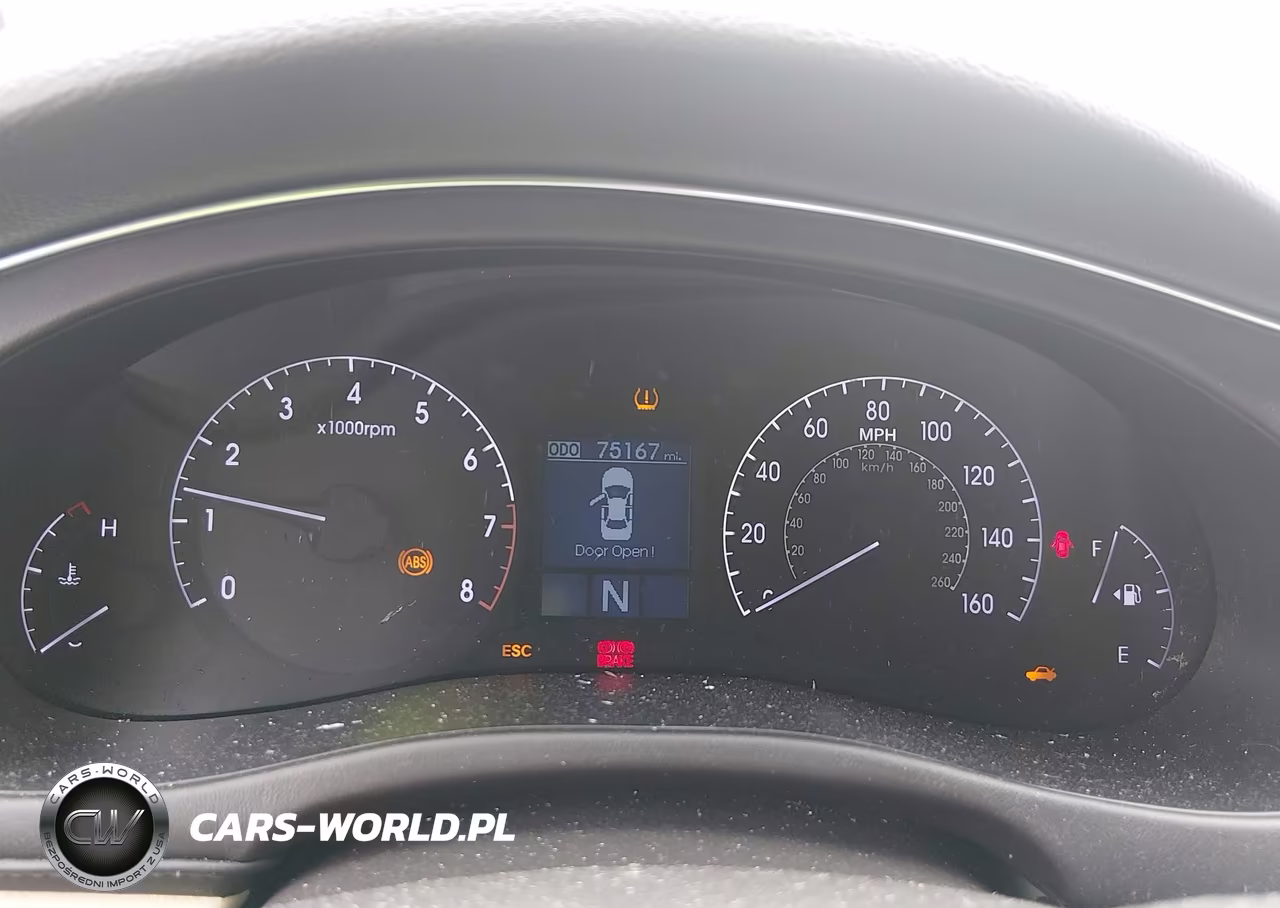 2012 Hyundai Genesis 3.8 VIN:KMHGC4DD8CU204578 - 7