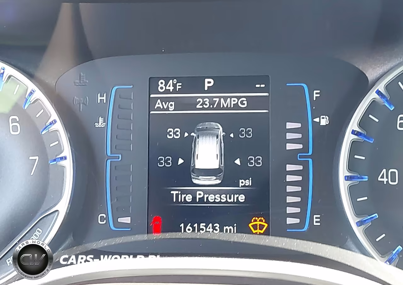 2018 Chrysler Pacifica Touring Plus VIN:2C4RC1FG9JR279481 - 16