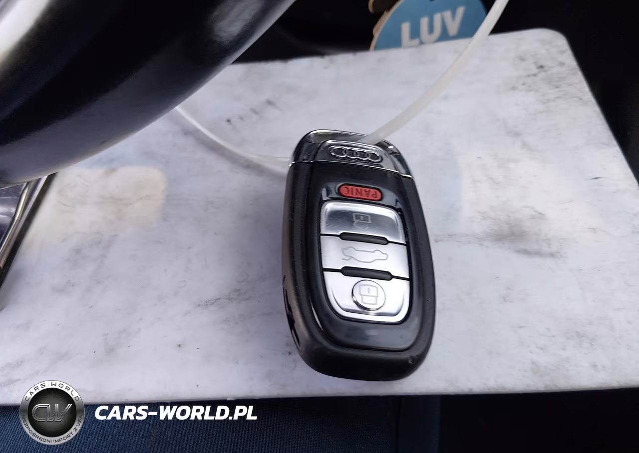 2012 Audi A8 L 4.2 VIN:WAURVAFD4CN014965 - 11