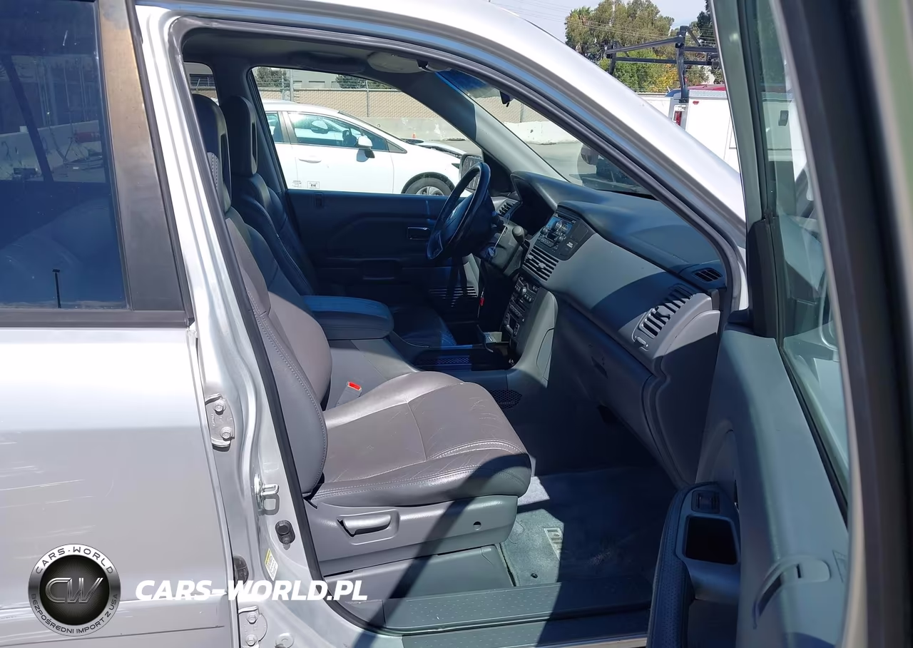 2005 Honda Pilot Ex-L VIN:2HKYF18555H549162 - 5
