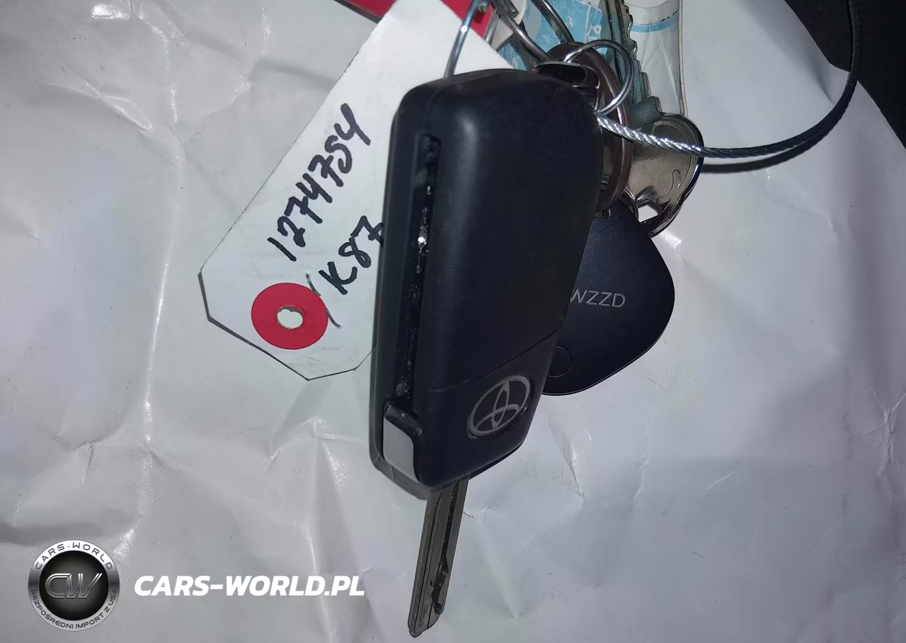 2026 Toyota Corolla Le VIN:5YFB4MDE6TP370860 - 11