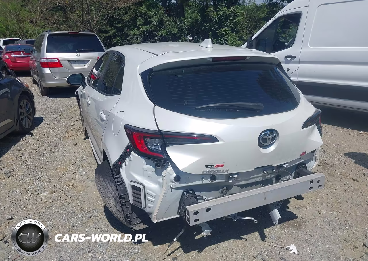 2025 Toyota Corolla Se VIN:JTND4MBE5S3235612 - 3