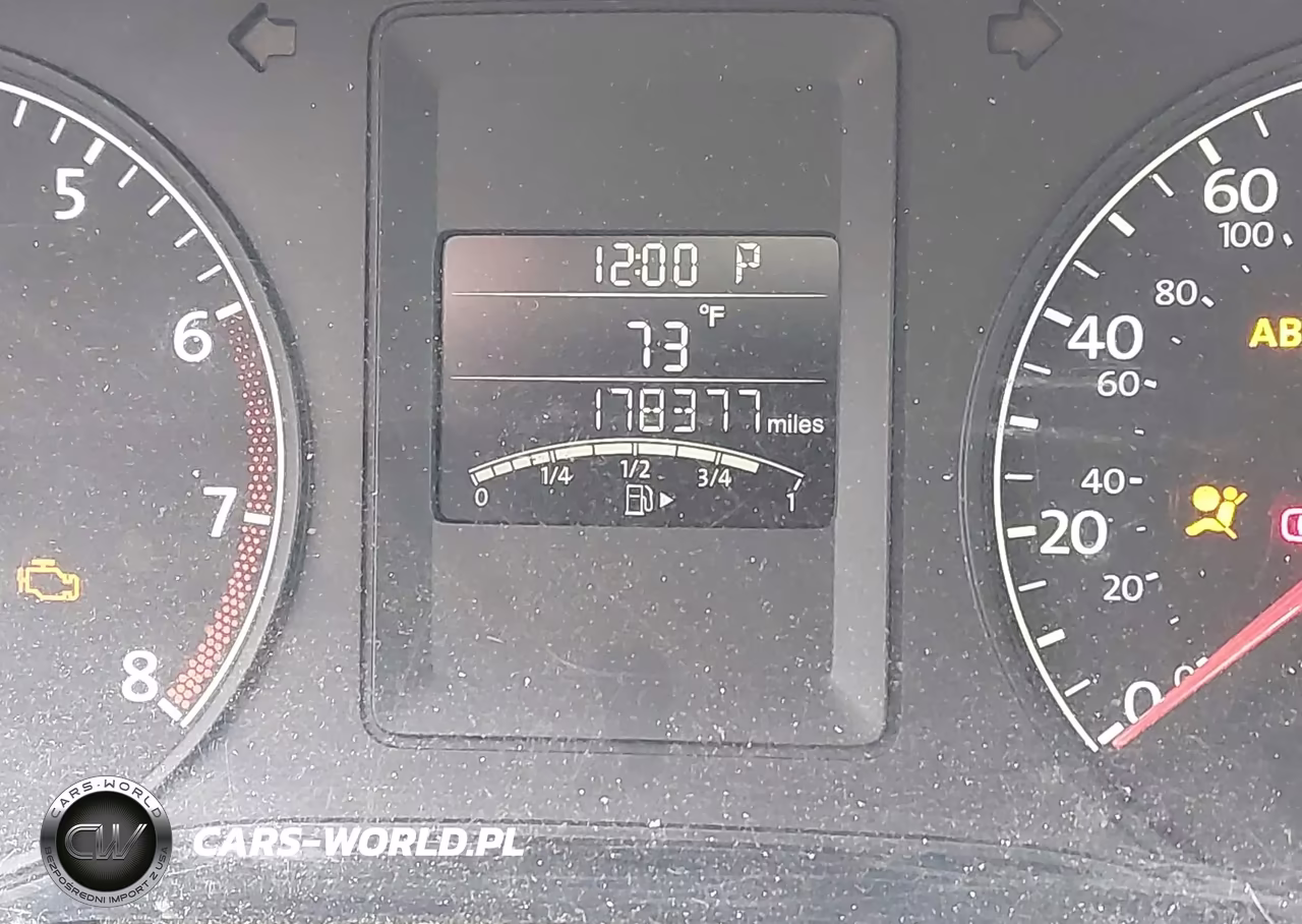 2014 Volkswagen Jetta 2.0L S VIN:3VW2K7AJ1EM357692 - 15