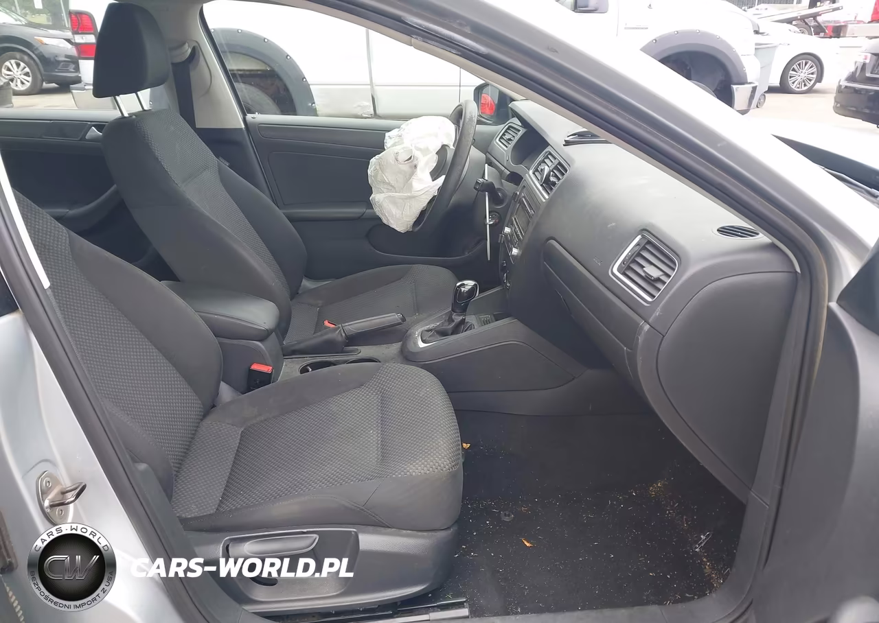 2014 Volkswagen Jetta 2.0L S VIN:3VW2K7AJ1EM357692 - 5