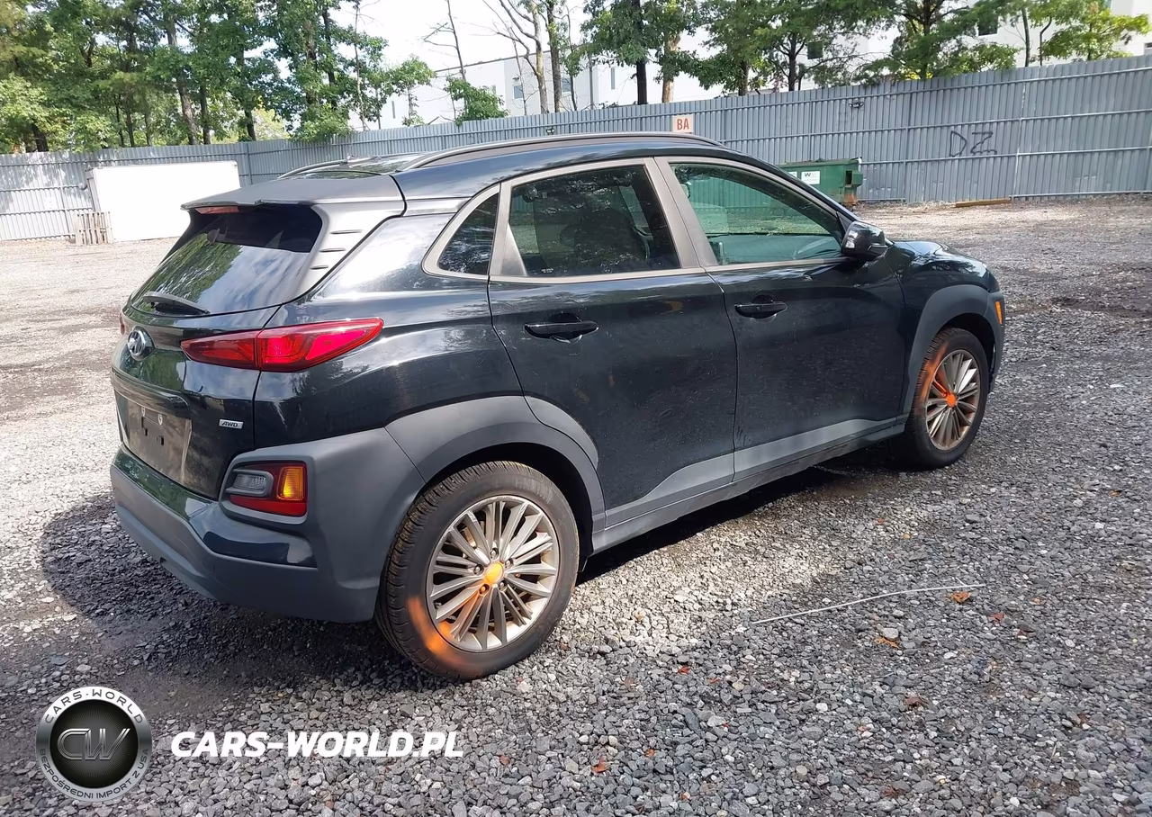 2018 Hyundai Kona Sel VIN:KM8K2CAA6JU082558 - 4