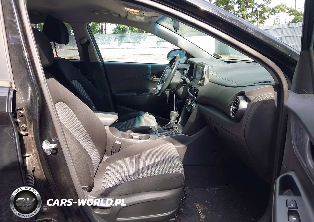 2018 Hyundai Kona Sel VIN:KM8K2CAA6JU082558 - 5