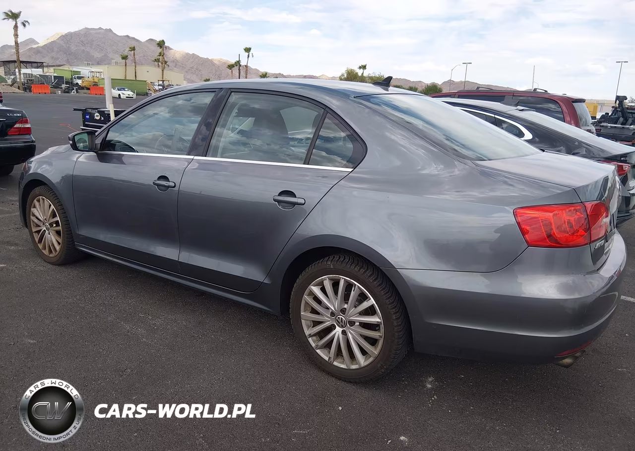 2014 Volkswagen Jetta 1.8T Sel VIN:3VWL17AJXEM393484 - 3