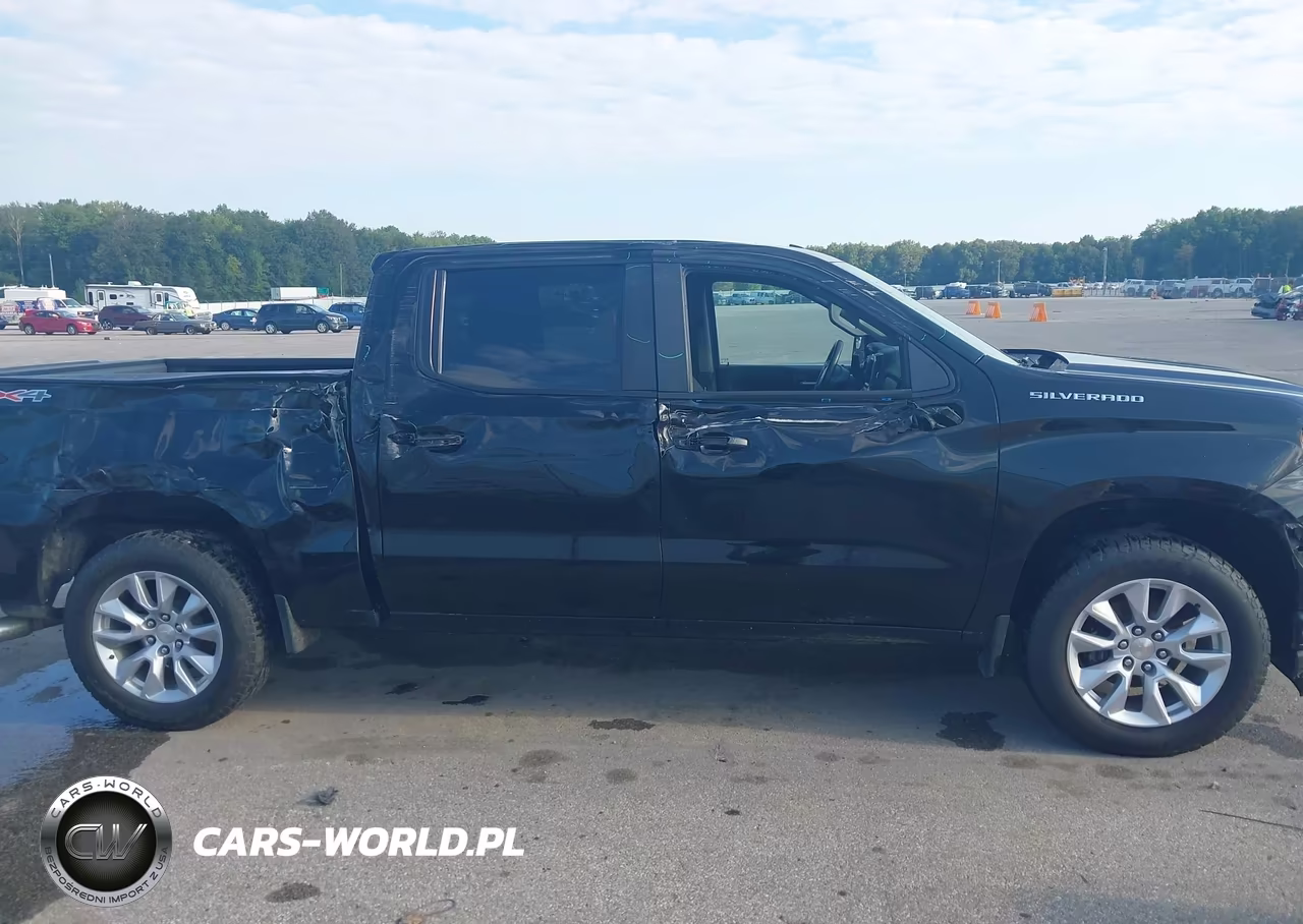 2021 Chevrolet Silverado 1500 4Wd Short Bed Custom VIN:3GCPYBEH7MG127203 - 13