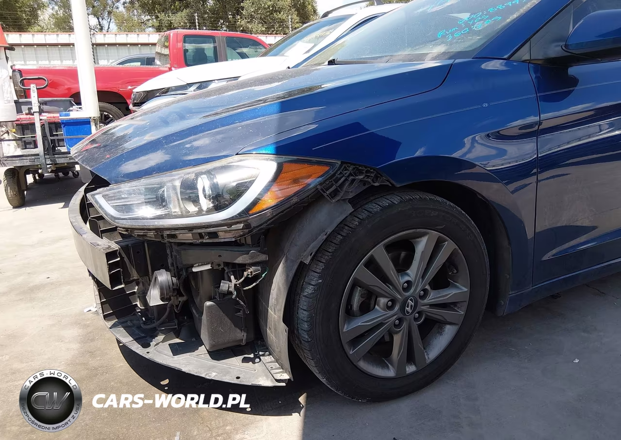 2018 Hyundai Elantra Value Edition VIN:5NPD84LFXJH329777 - 18