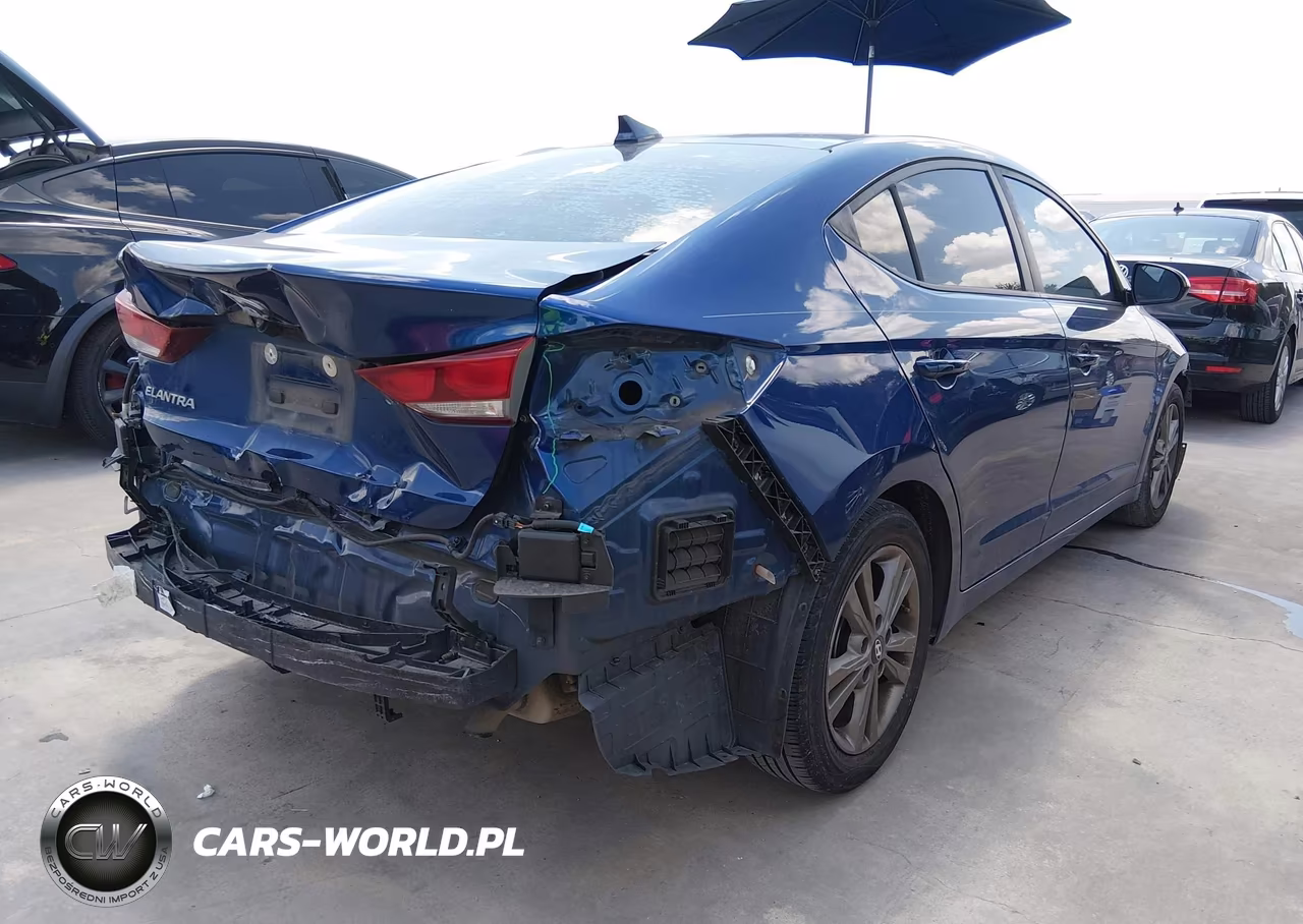 2018 Hyundai Elantra Value Edition VIN:5NPD84LFXJH329777 - 4