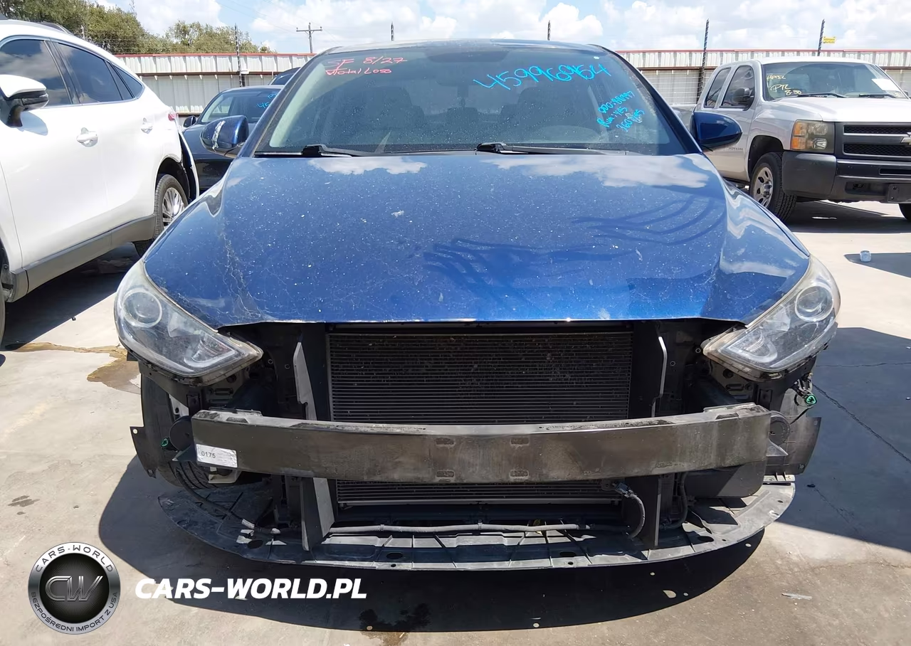 2018 Hyundai Elantra Value Edition VIN:5NPD84LFXJH329777 - 6