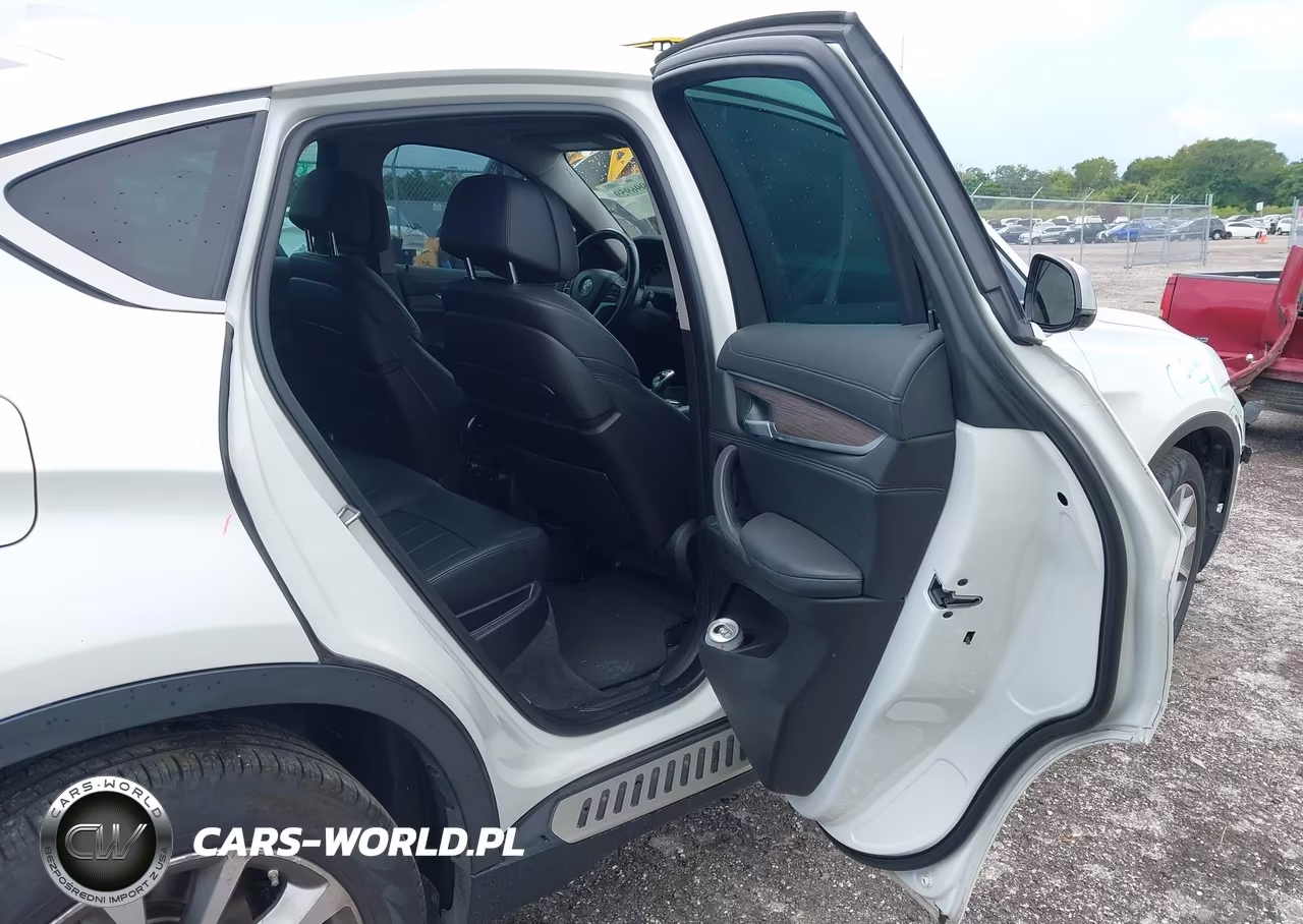 2015 BMW X6 xDrive35I VIN:5UXKU2C50F0N76453 - 8