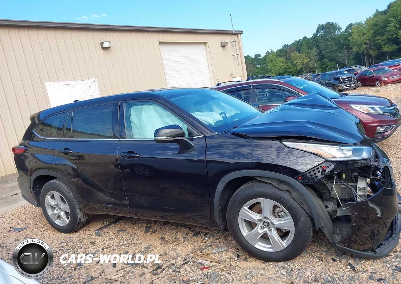 2020 Toyota Highlander Le VIN:5TDZZRAH9LS025440 - 13