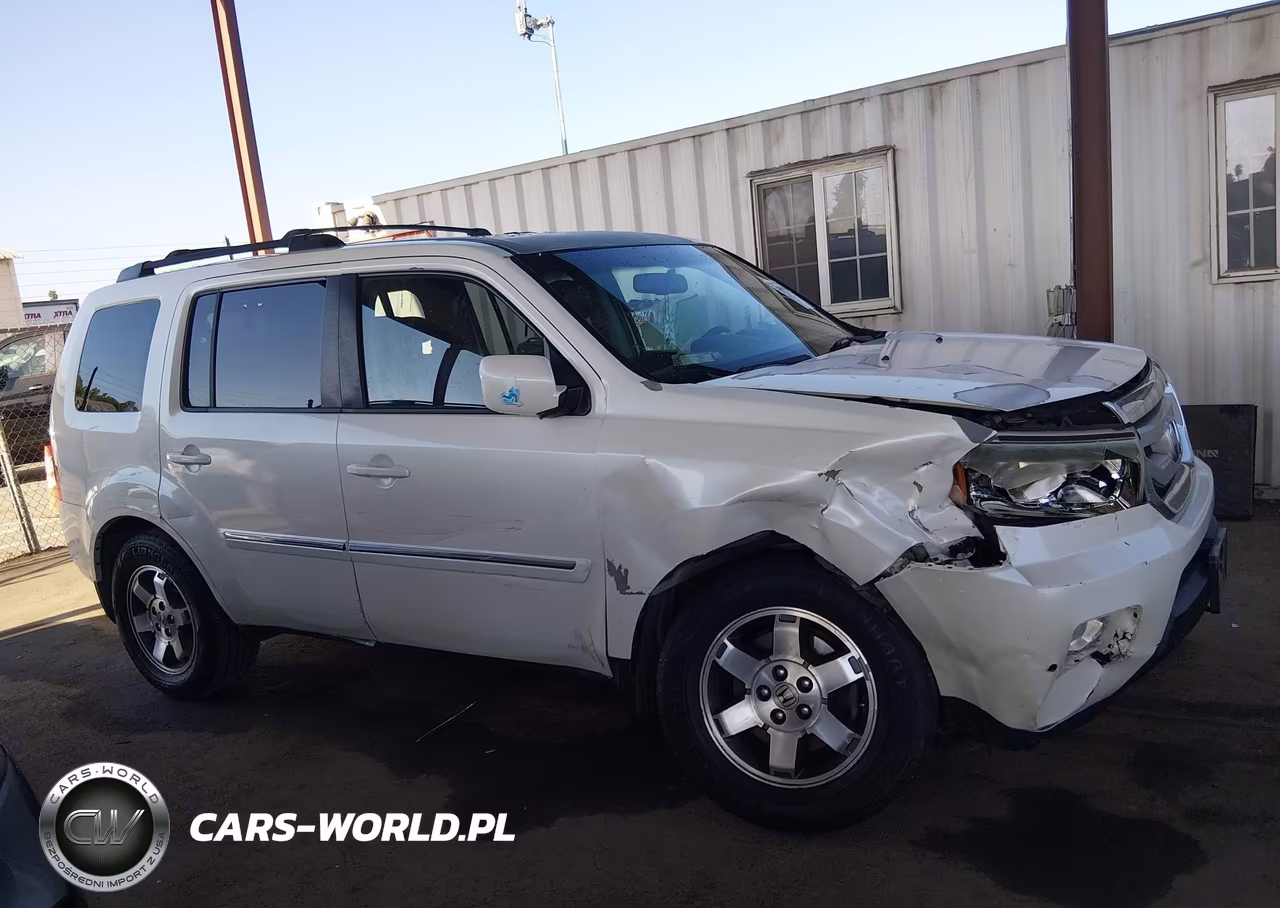 2011 Honda Pilot Touring VIN:5FNYF3H98BB057119 - 13