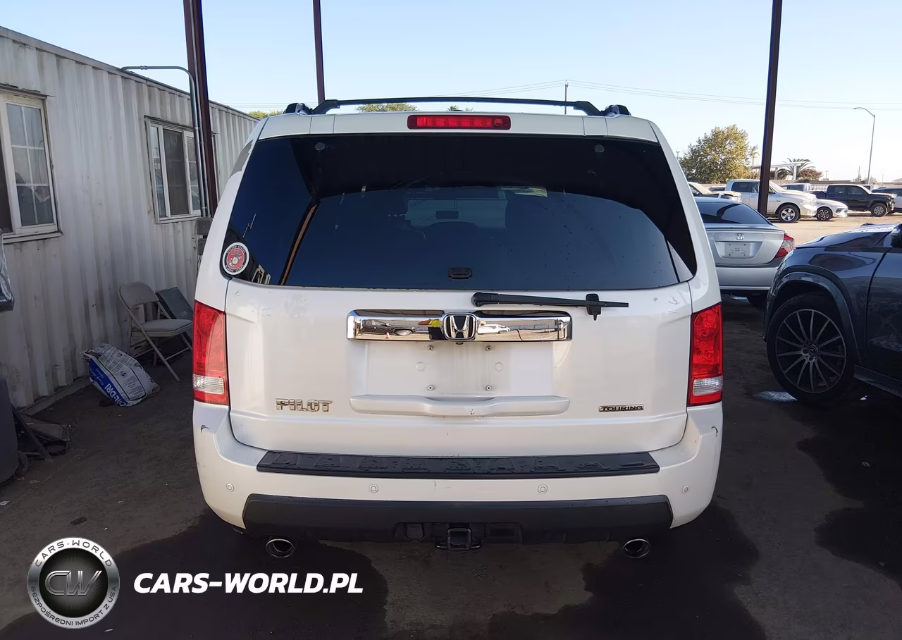2011 Honda Pilot Touring VIN:5FNYF3H98BB057119 - 16