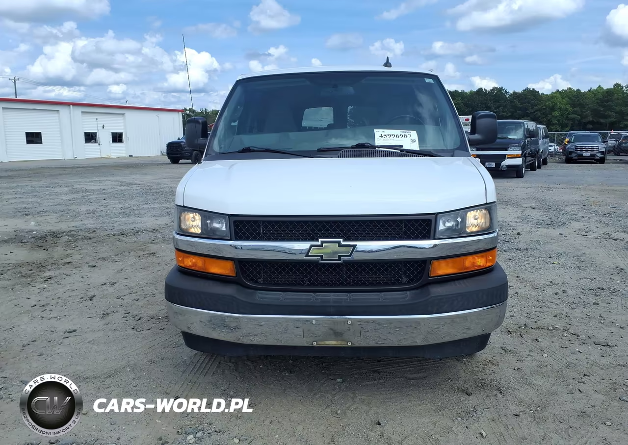 2017 Chevrolet Express 3500 Lt VIN:1GAZGPFG3H1302414 - 6