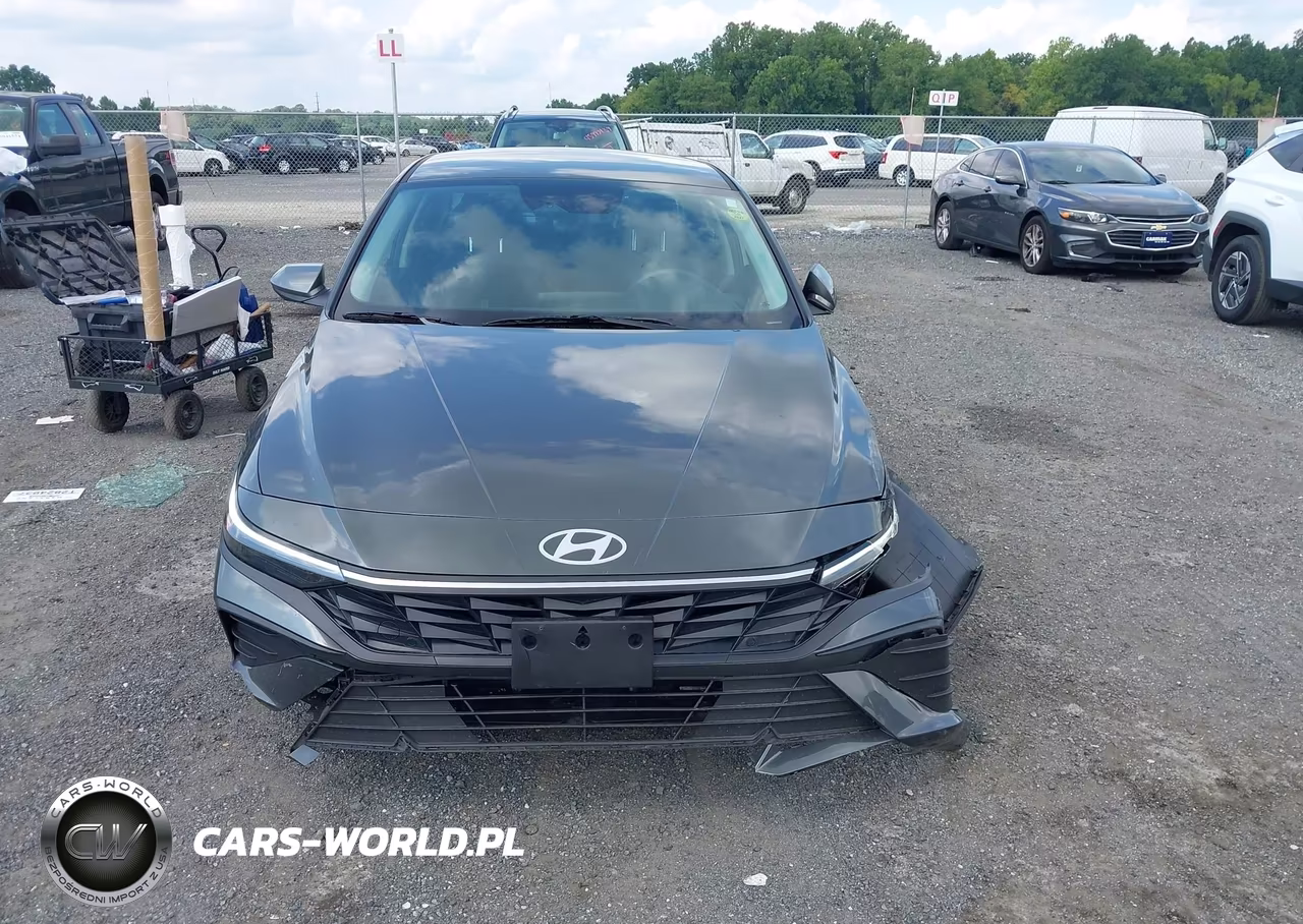 2025 Hyundai Elantra Se VIN:KMHLL4DG8SU088306 - 12