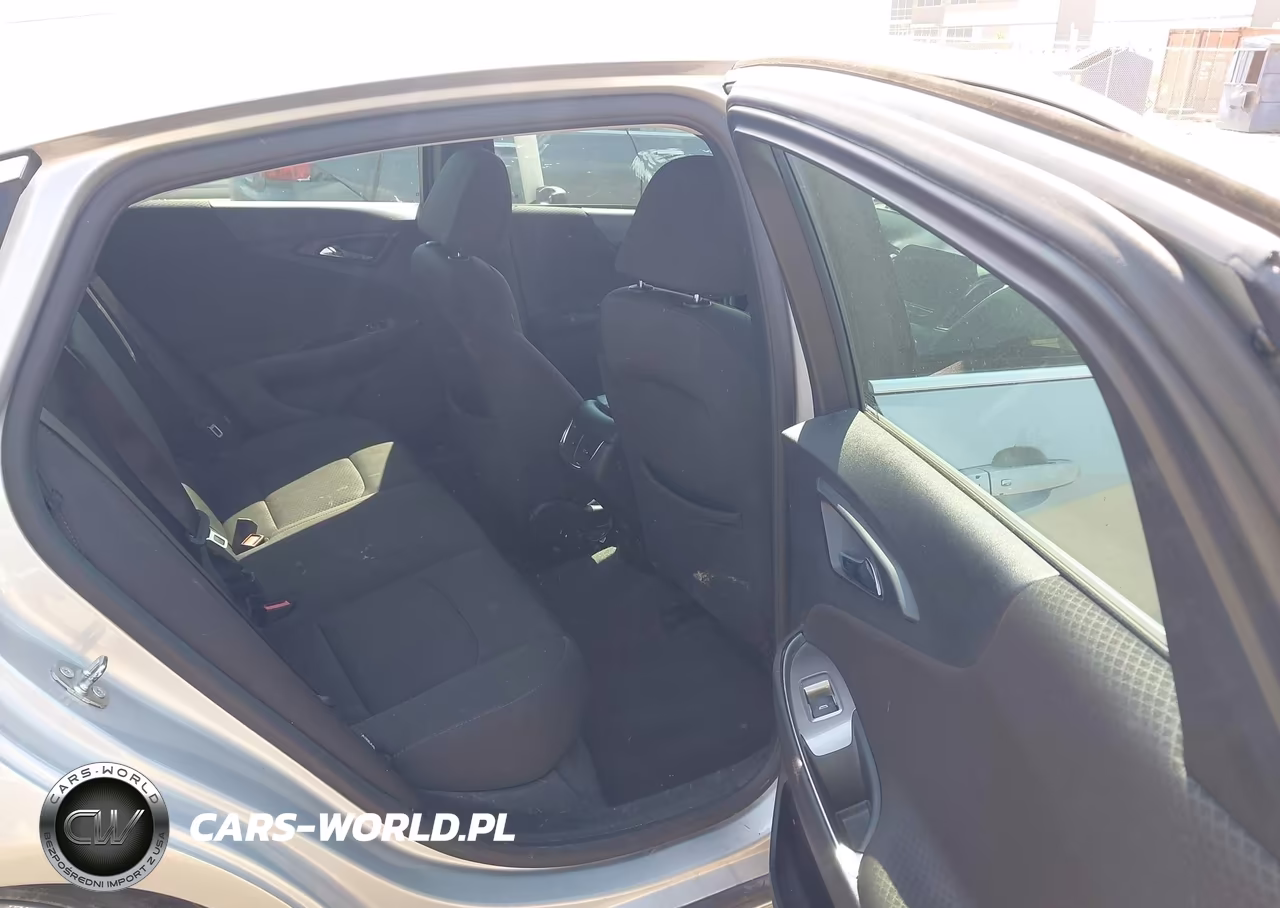 2018 Chevrolet Malibu Lt VIN:1G1ZD5STXJF277553 - 8