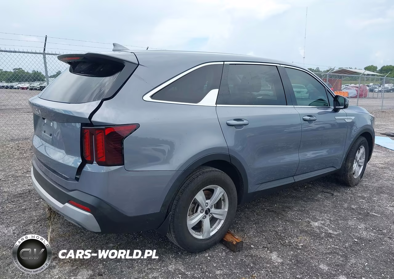 2025 Kia Sorento Lx VIN:5XYRG4JC8SG387784 - 4
