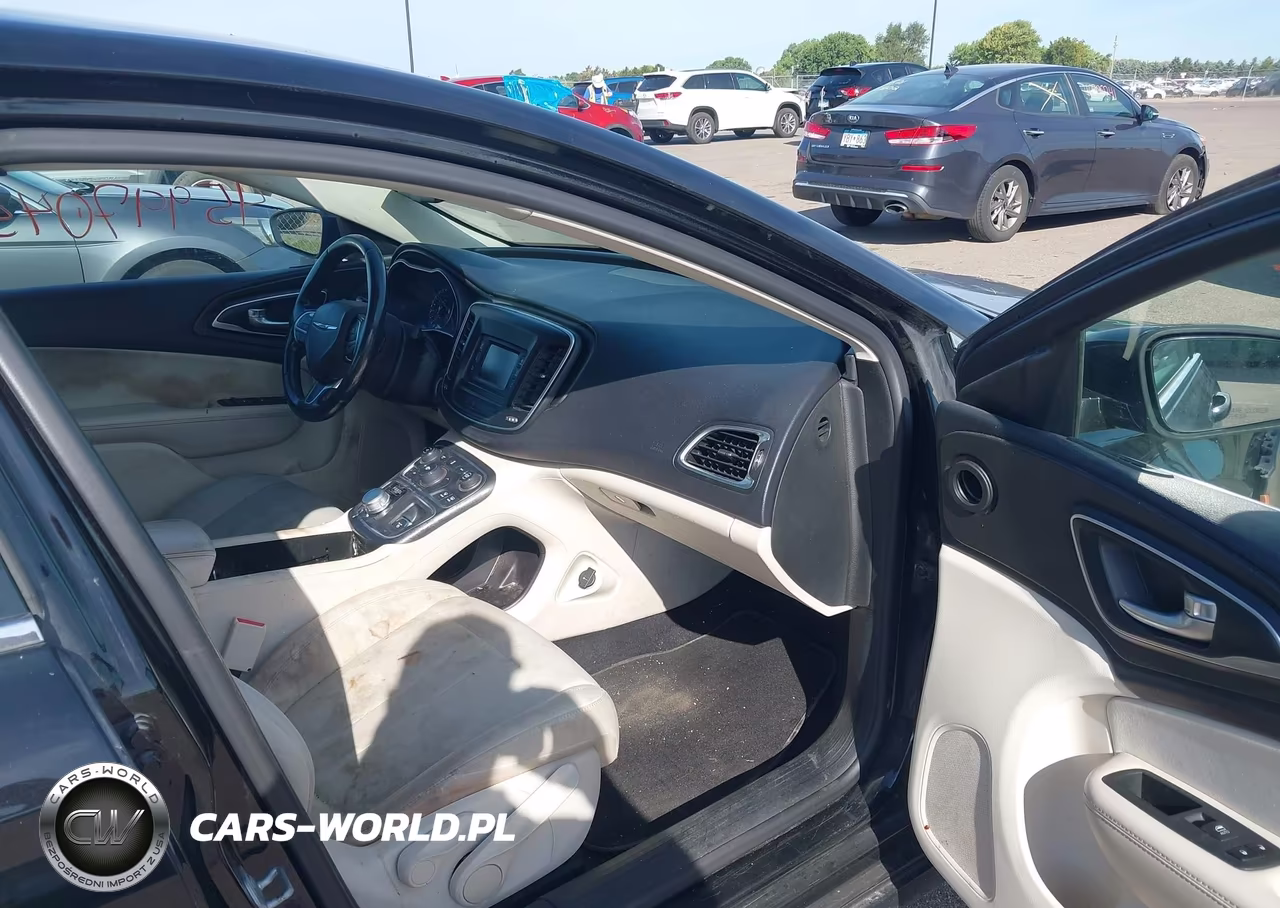 2015 Chrysler 200 Limited VIN:1C3CCCAB7FN704914 - 5