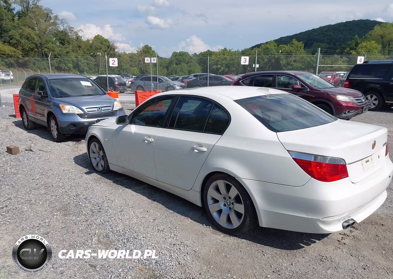 2007 BMW 530I VIN:WBANE73547CM48903 - 3