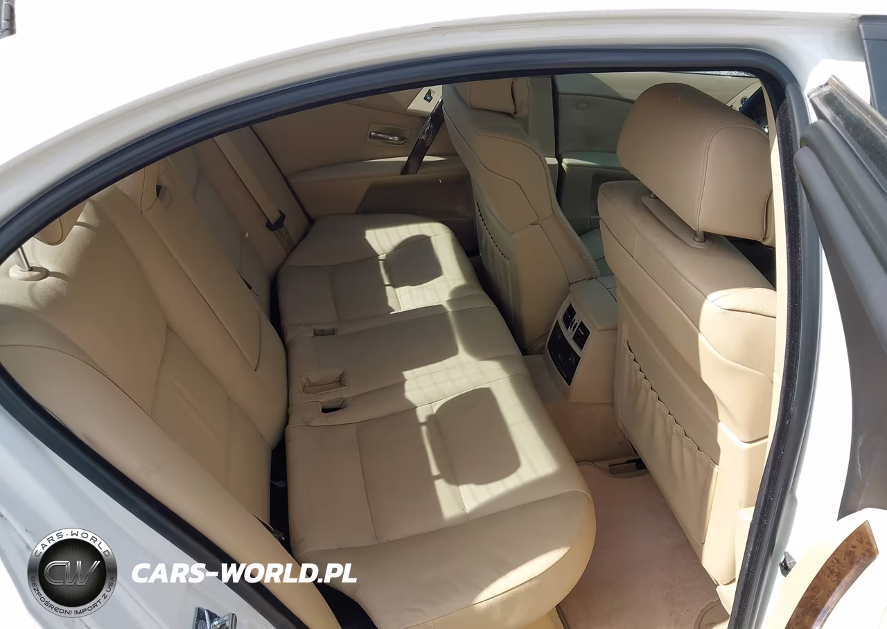 2007 BMW 530I VIN:WBANE73547CM48903 - 8