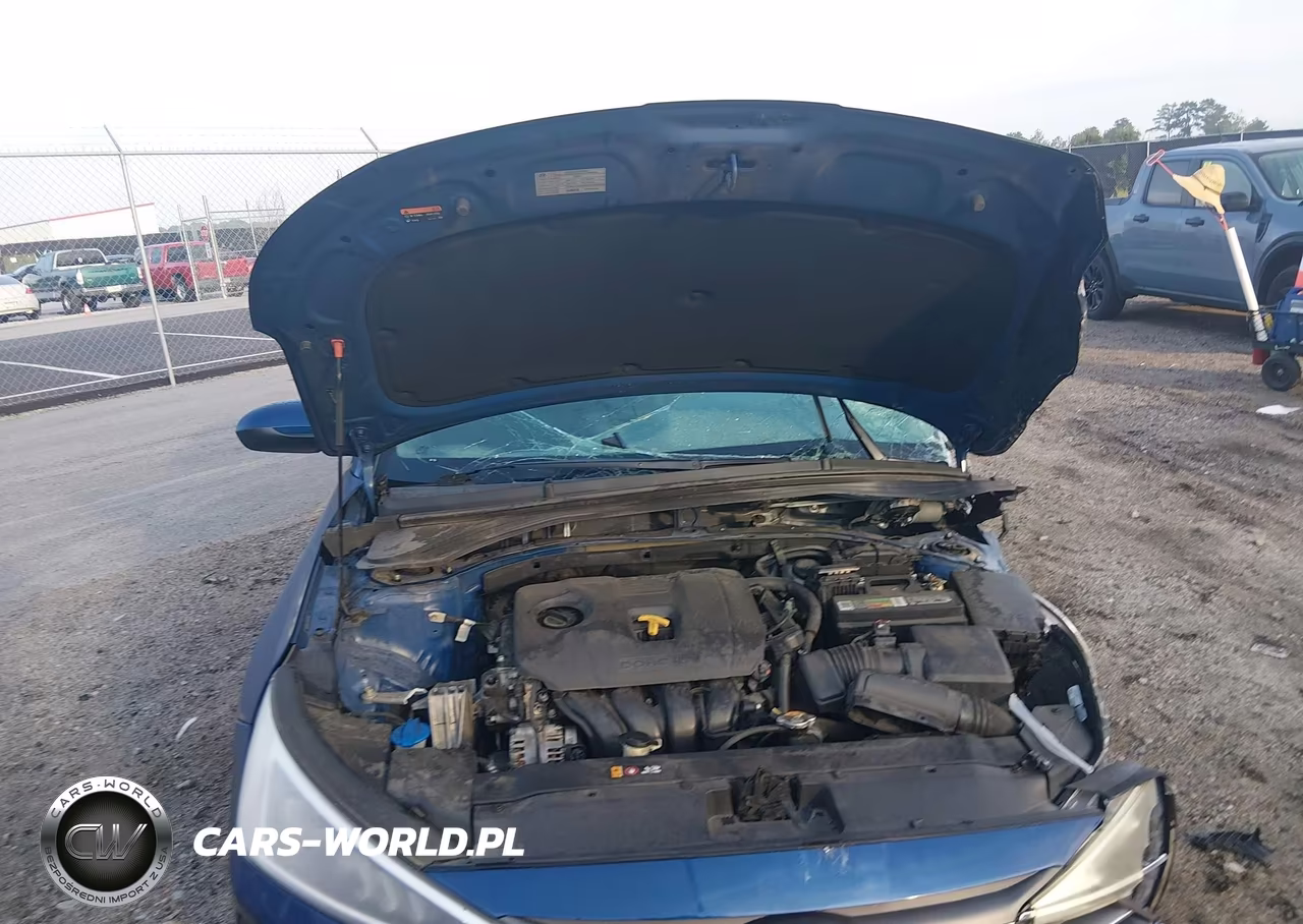 2020 Hyundai Elantra Sel VIN:5NPD84LF8LH608440 - 10