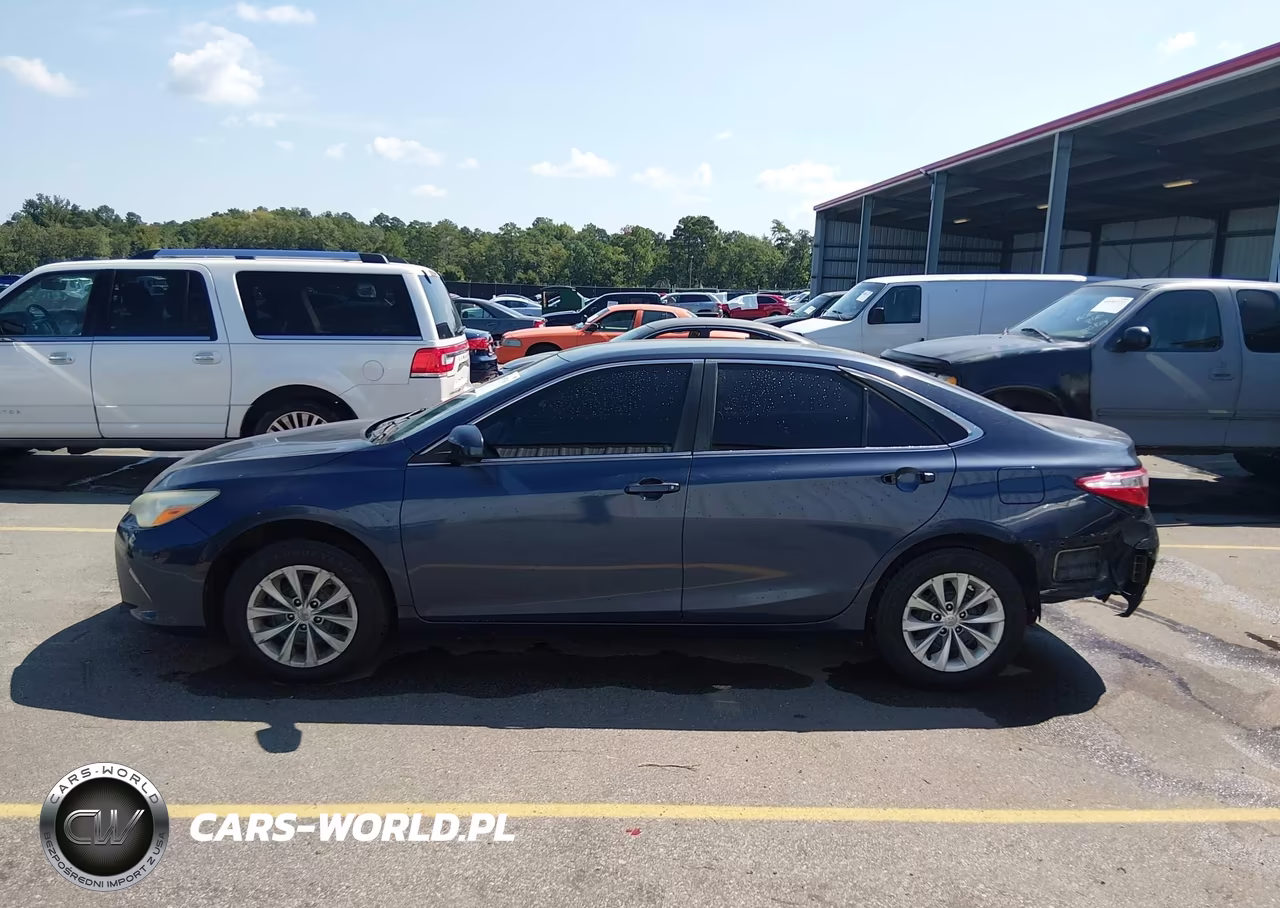 2016 Toyota Camry Le VIN:4T4BF1FK3GR574926 - 14
