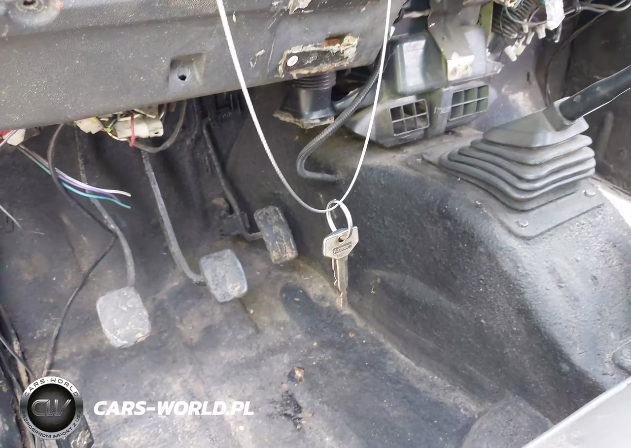 1988 Suzuki Samurai VIN:JS3JC51C2J4208961 - 11