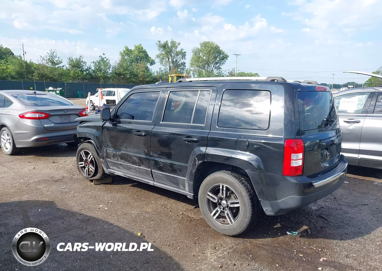 2016 Jeep Patriot Latitude VIN:1C4NJPFA1GD561483 - 3