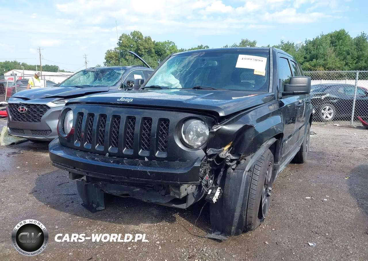 2016 Jeep Patriot Latitude VIN:1C4NJPFA1GD561483 - 6