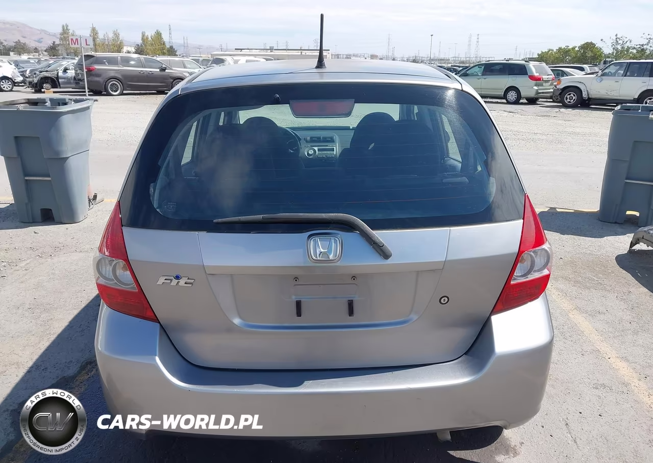 2007 Honda Fit VIN:JHMGD374X7S005474 - 17